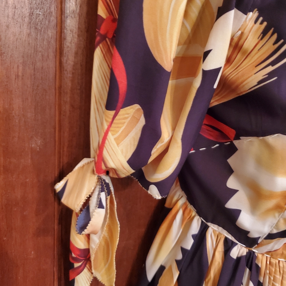 Dress - Picture 10 of 16